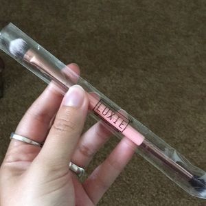 💕 2 for $10 Sale 💕 Luxie Blending/Shading Brush